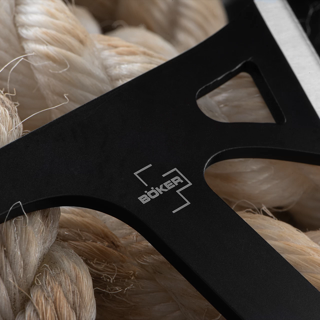 Boker Plus Mohican Throwing Axe Set 10 Boker Plus Mohican Throwing Axe Set - Image 8