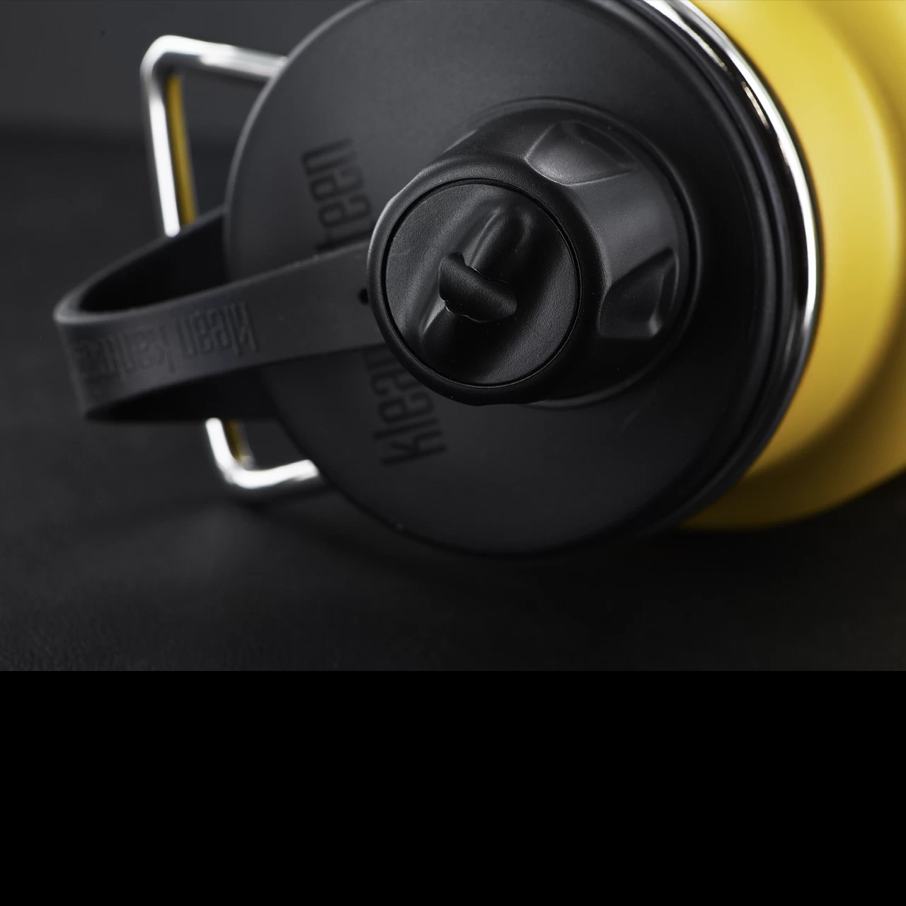 Klean Kanteen TKWide Insulated (946ml) Chug Cap 5 Klean Kanteen TKWide Insulated (946ml) Chug Cap - Image 3