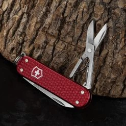 Victorinox Classic Precious Alox 21 Victorinox Classic Precious Alox -Outdoor Survival Gear BMC 06221401G.5 69122.1648563199