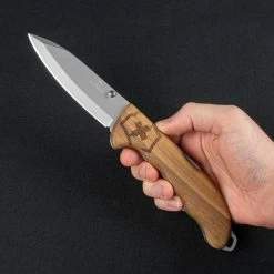 Victorinox Evoke Walnut Folding Knife -Outdoor Survival Gear BMC 09415D630.6 77477.1695997044.1280.1280 42944.1696432335
