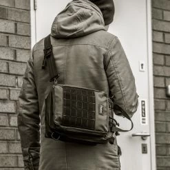 Magforce Cougar 500D Waterproof Portfolio Bag -Outdoor Survival Gear cougar4 17579.1646916748.1280.1280 58933.1660645643.1280.1280 84806.1671704257